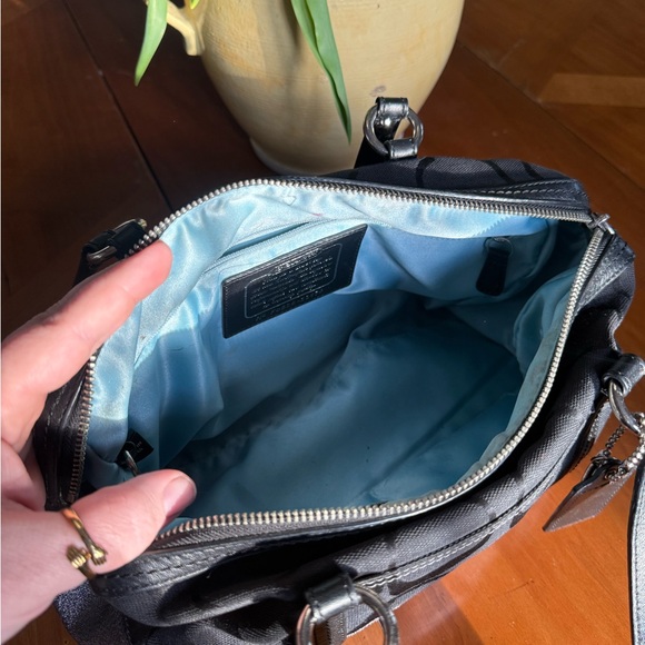 Coach Black Signature Shoulder Bag with Metallic Accent - Picture 6 of 9